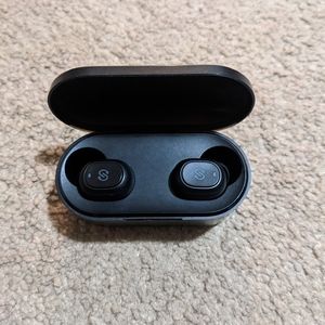 Black Bluetooth Earbuds